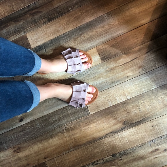 Lavender Suede Slides - Picture 5 of 5